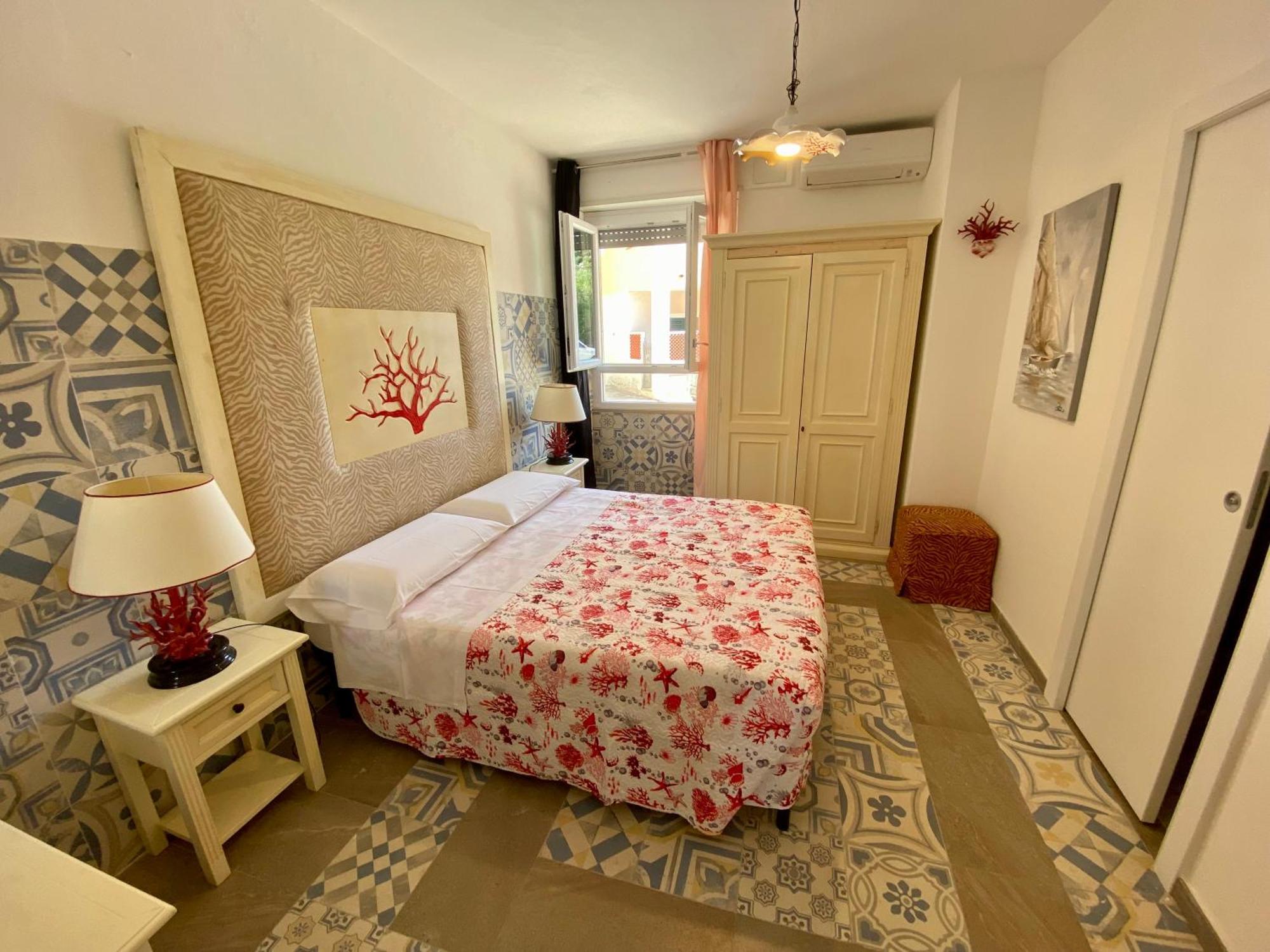 Casetta Al Mare Isola Rossa Room photo